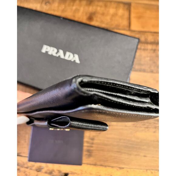 PRADA Black Saffiano Leather Continental Bow Wallet W/Authenticity Card and Box - Picture 16 of 16
